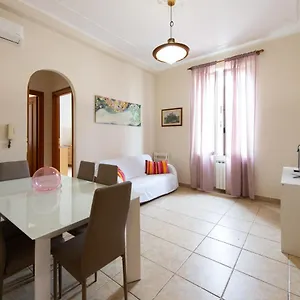 https://santa-maria-fornaci-apartment.it-romehotels.com