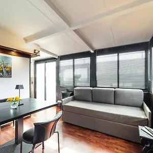 https://mikka-studios-luxury-apartment.barihotels.org