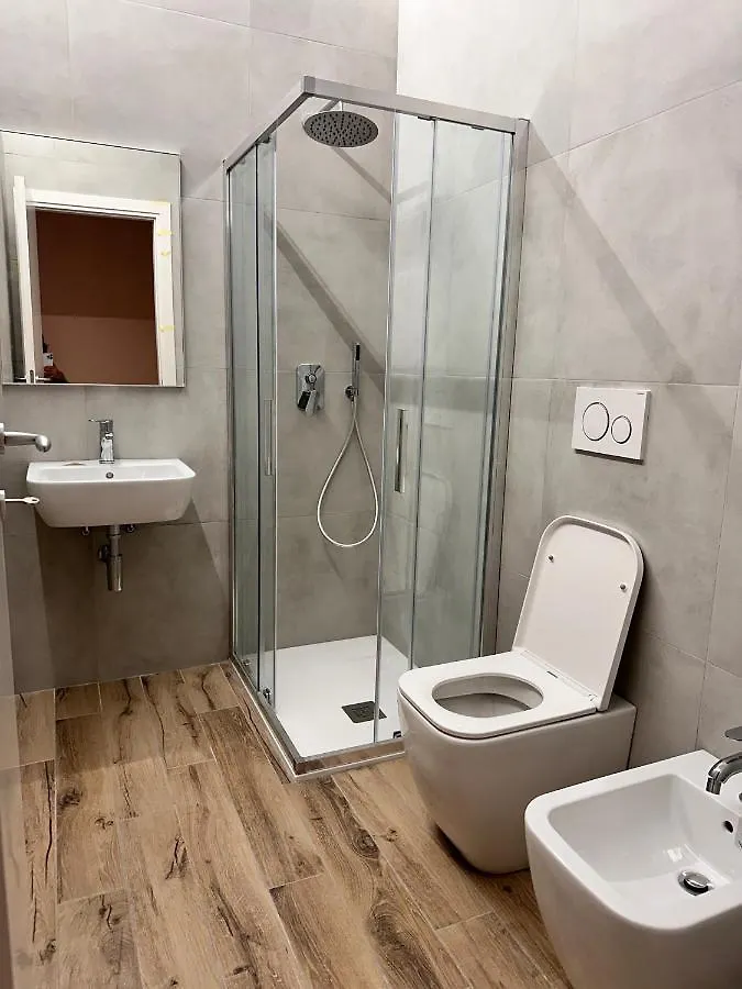 Giramondo Apartment Centrale Milão