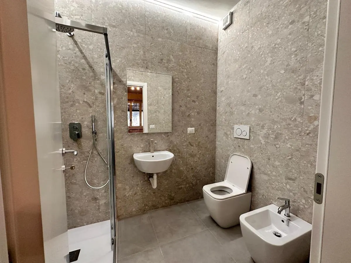 Giramondo Apartment Centrale Milão Itália