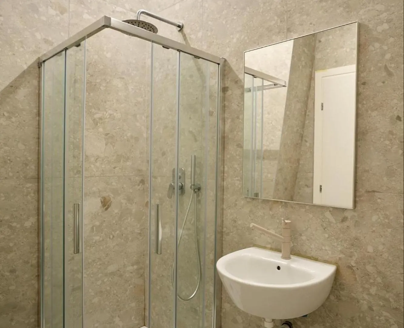 Giramondo Apartment Centrale 밀라노