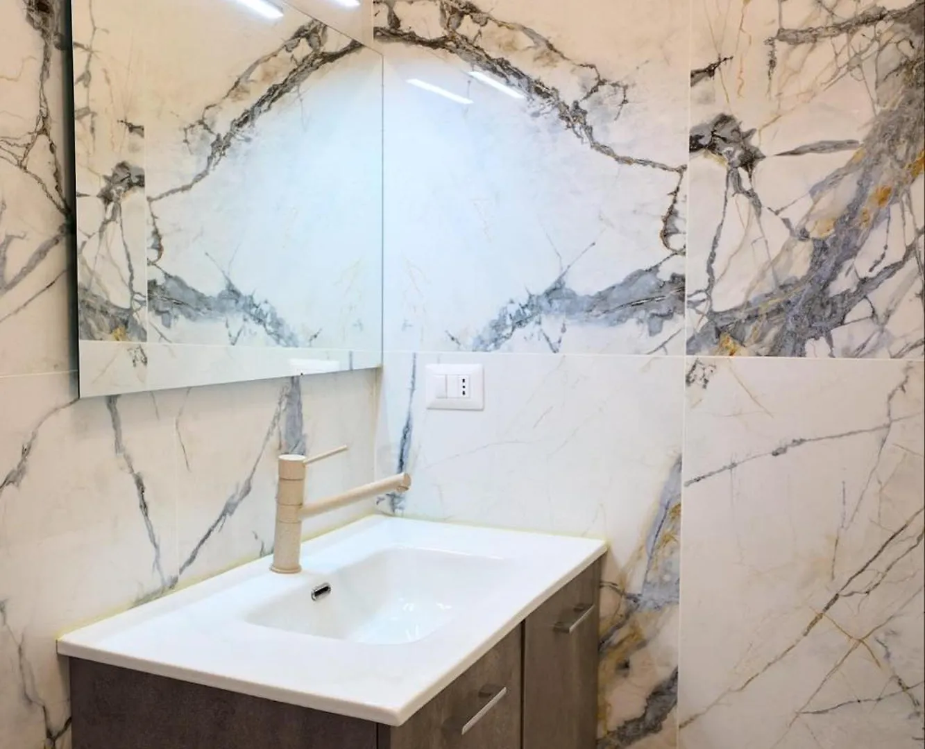 Giramondo Apartment Centrale 밀라노